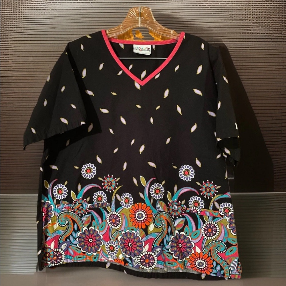 Women's Scrub Top UA Scrubs XL Floral  Pattern V-Neck Size XL